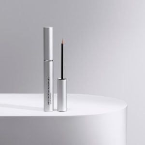LUMIÈRE SUR… THE CURL EFFECT® DE REVITALASH® COSMETICS