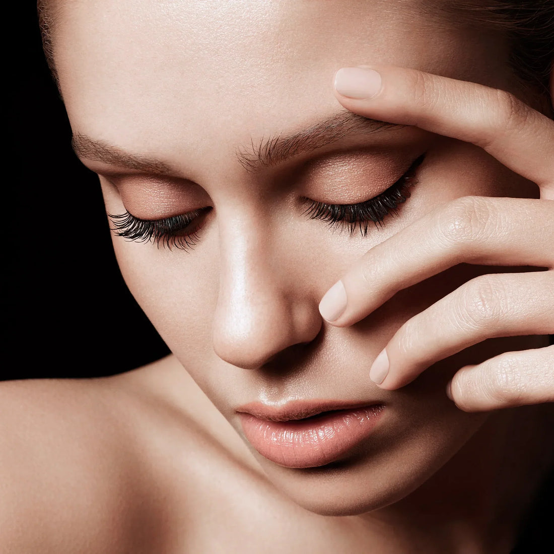 COMMENT RESTAURER SES CILS APRÈS UNE EXTENSION DE CILS