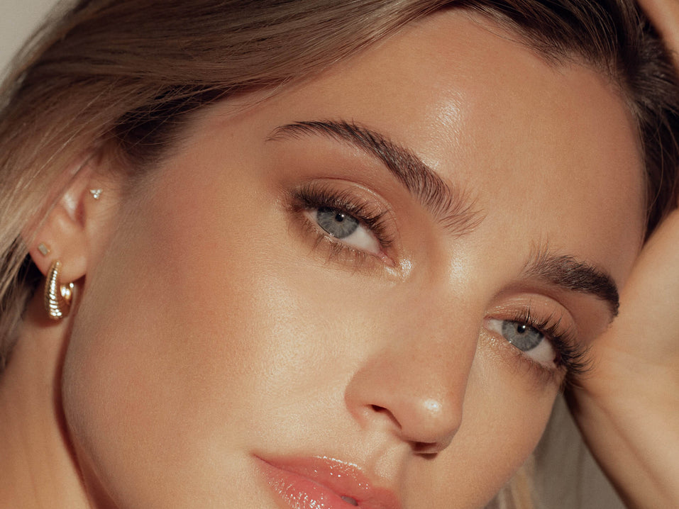 La meilleure forme de sourcils pour votre visage