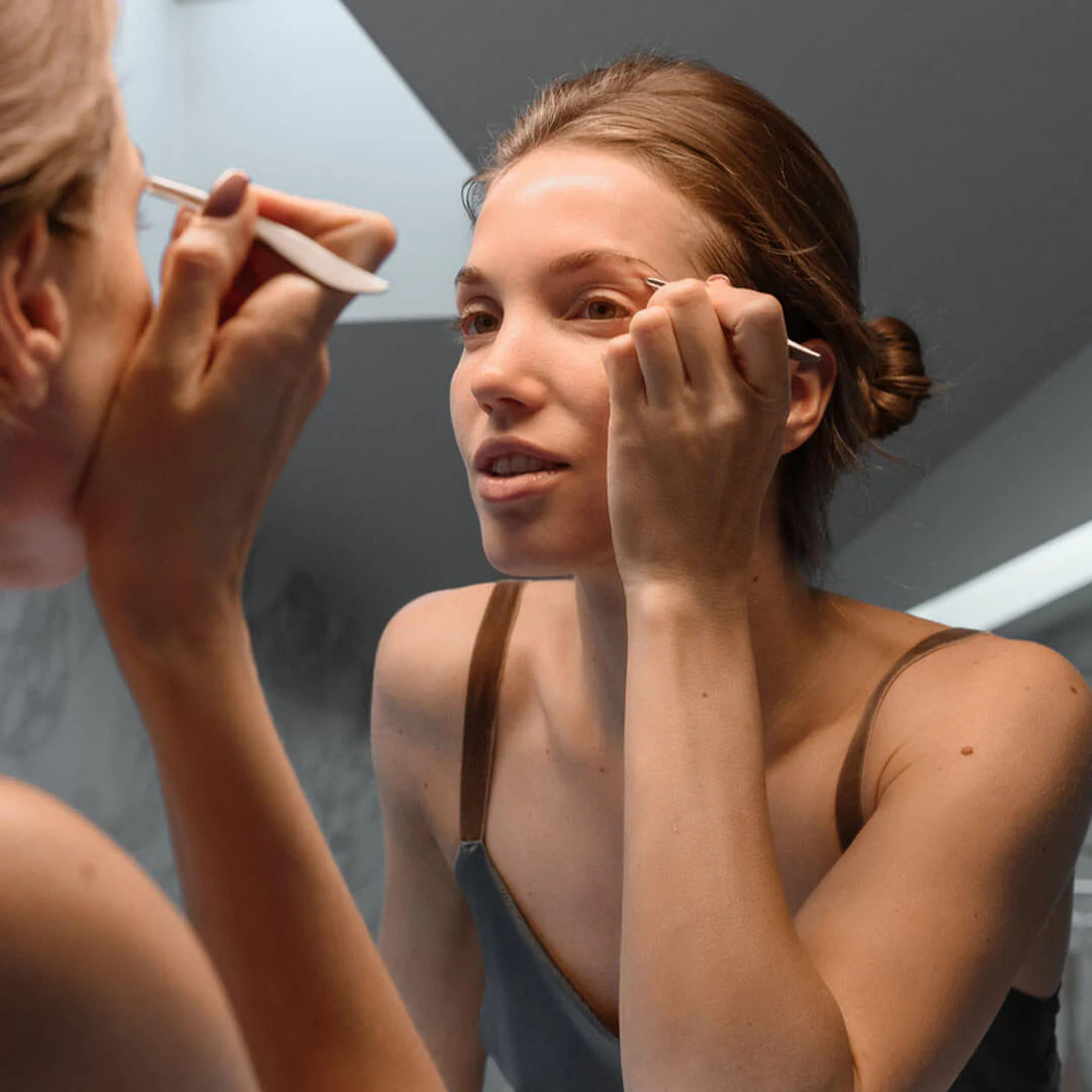 Sourcils trop épilés ? Voici ce qu’il faut faire