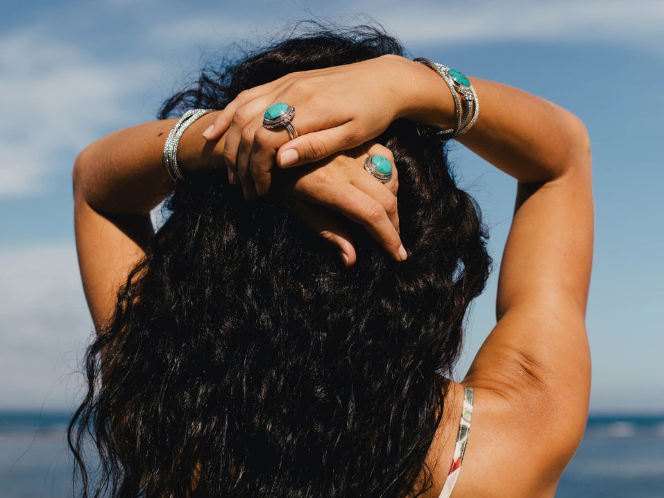 Comment obtenir des cheveux plus volumineux et plus épais malgré la chaleur