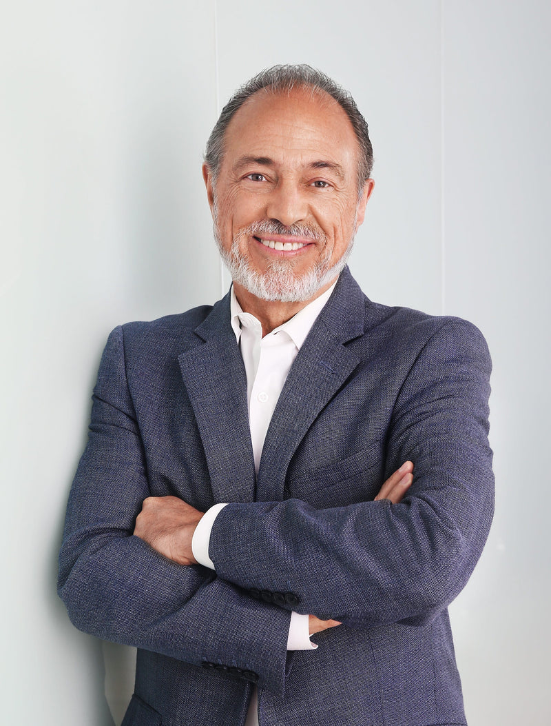 20 ans de cils, d'amour et d'héritage avec notre fondateur