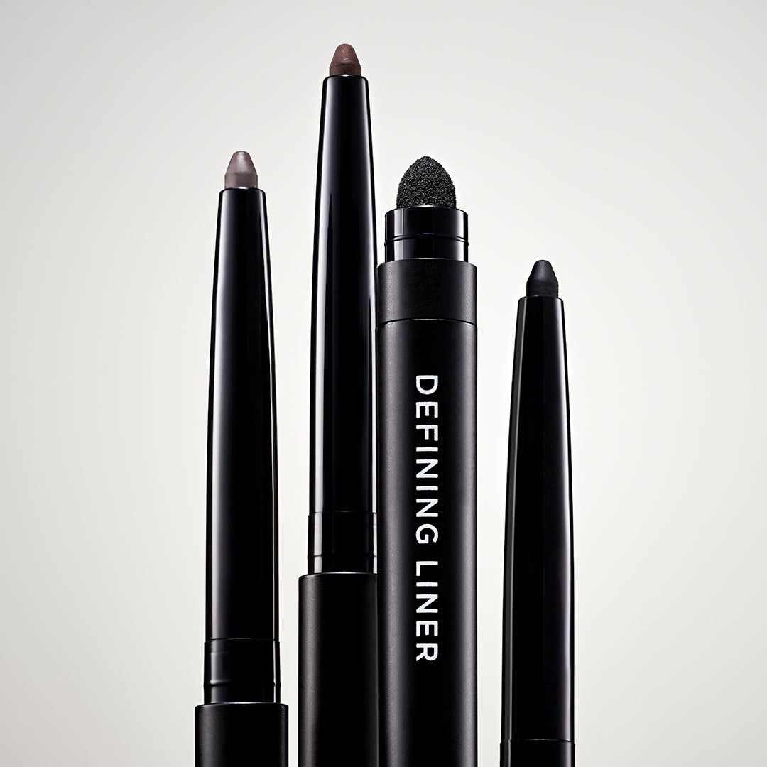 Pourquoi Avoir un Liner Marron Dans Votre Trousse de Maquillage ?